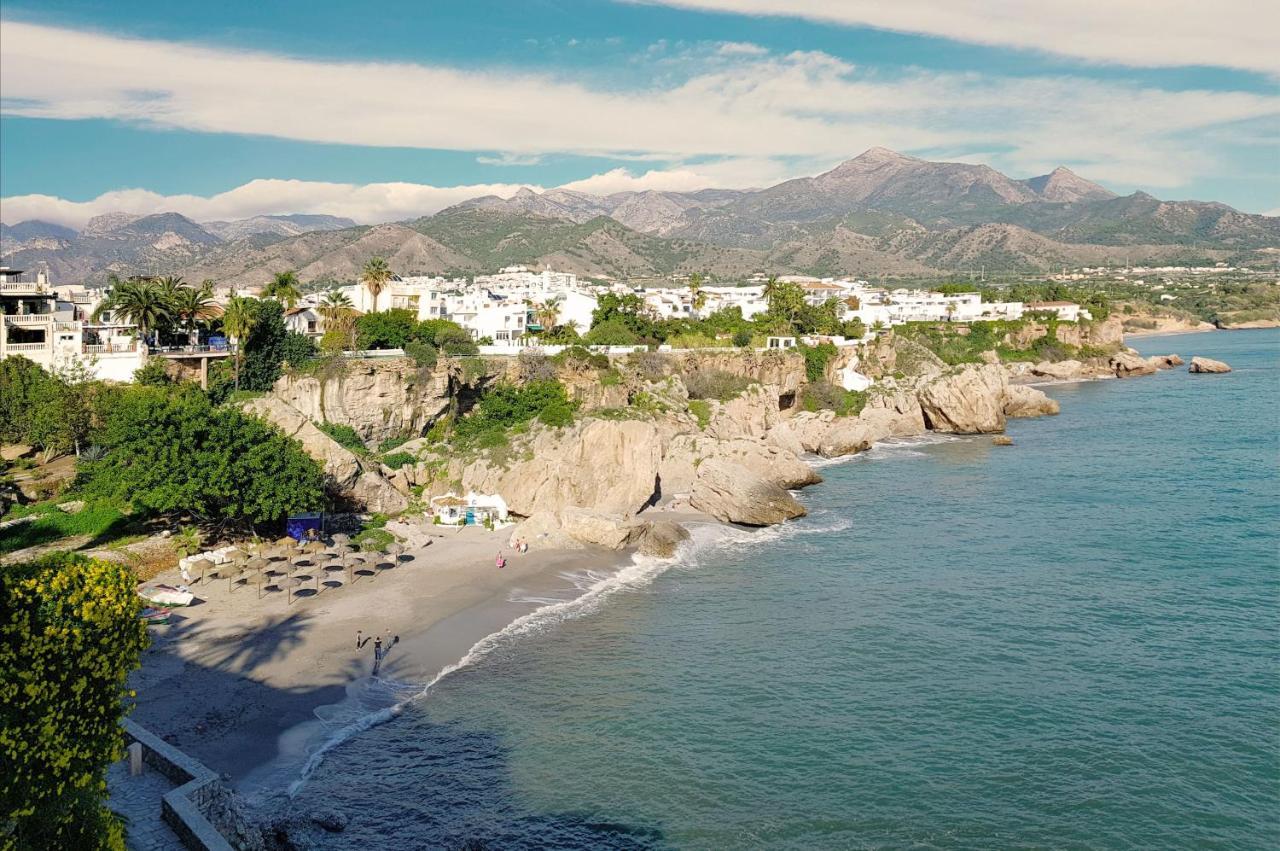 1 Bedroom In Verano Azul, Free Wi-Fi Нерха Екстер'єр фото