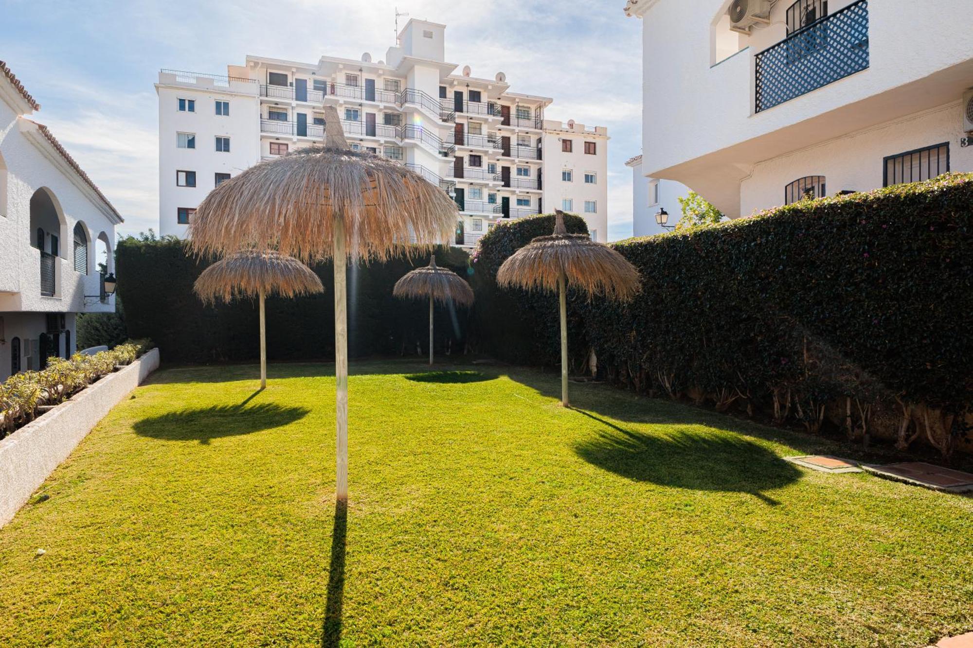 1 Bedroom In Verano Azul, Free Wi-Fi Нерха Екстер'єр фото